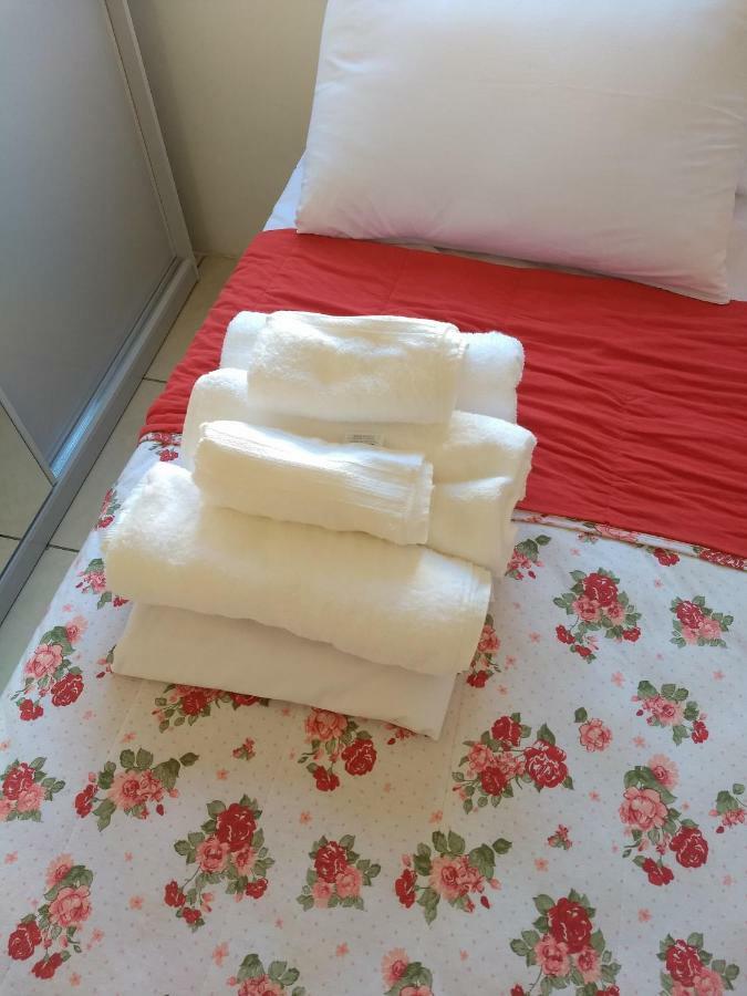 Апартаменти Apartamento Bentog Бенту-Гонсалвіс Екстер'єр фото